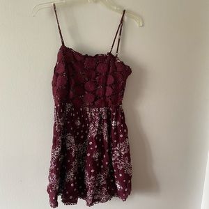 FOREVER 21 Burgundy & White Boho Dress!